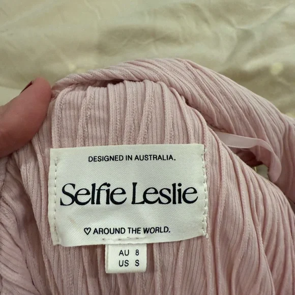 Selfie Leslie One Shoulder Blush Dress - Picture 5 of 7